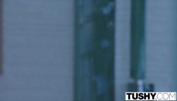 Amateur masked hotites lick pussiesm, suck cocks and get fucked